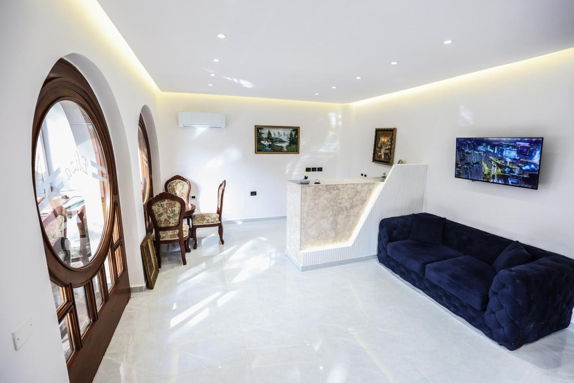 טיראנה Vila Alizee Hotel מראה חיצוני תמונה