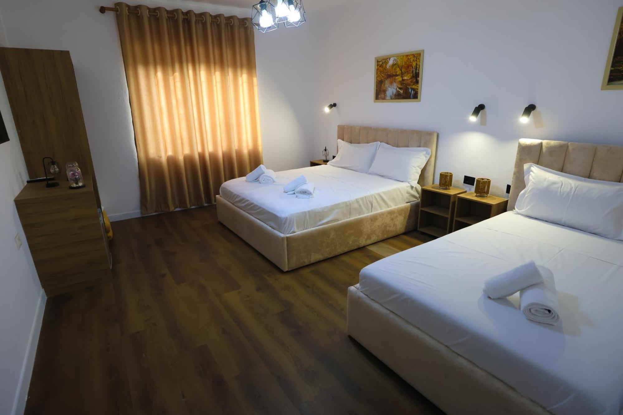 טיראנה Vila Alizee Hotel מראה חיצוני תמונה