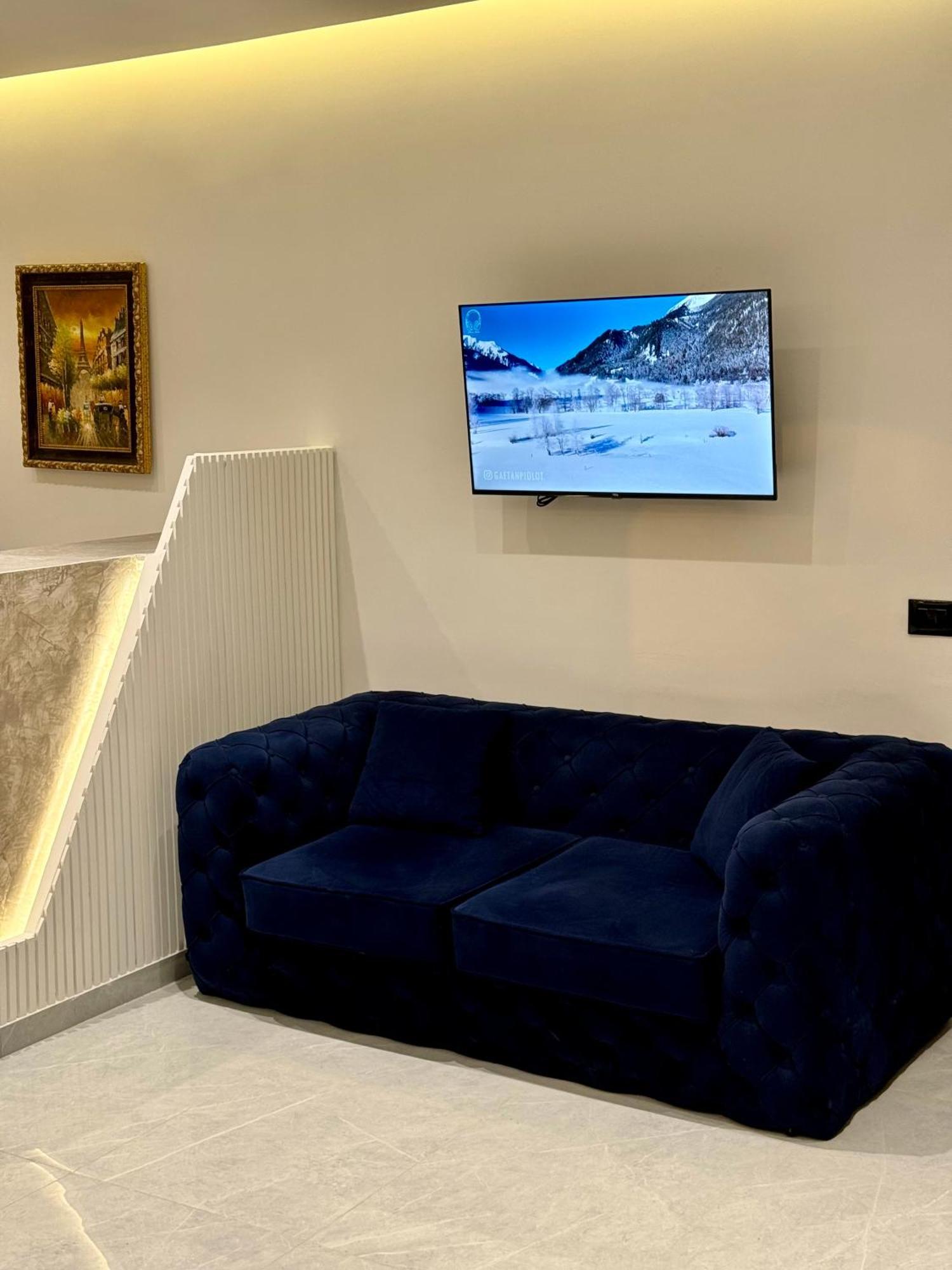טיראנה Vila Alizee Hotel מראה חיצוני תמונה